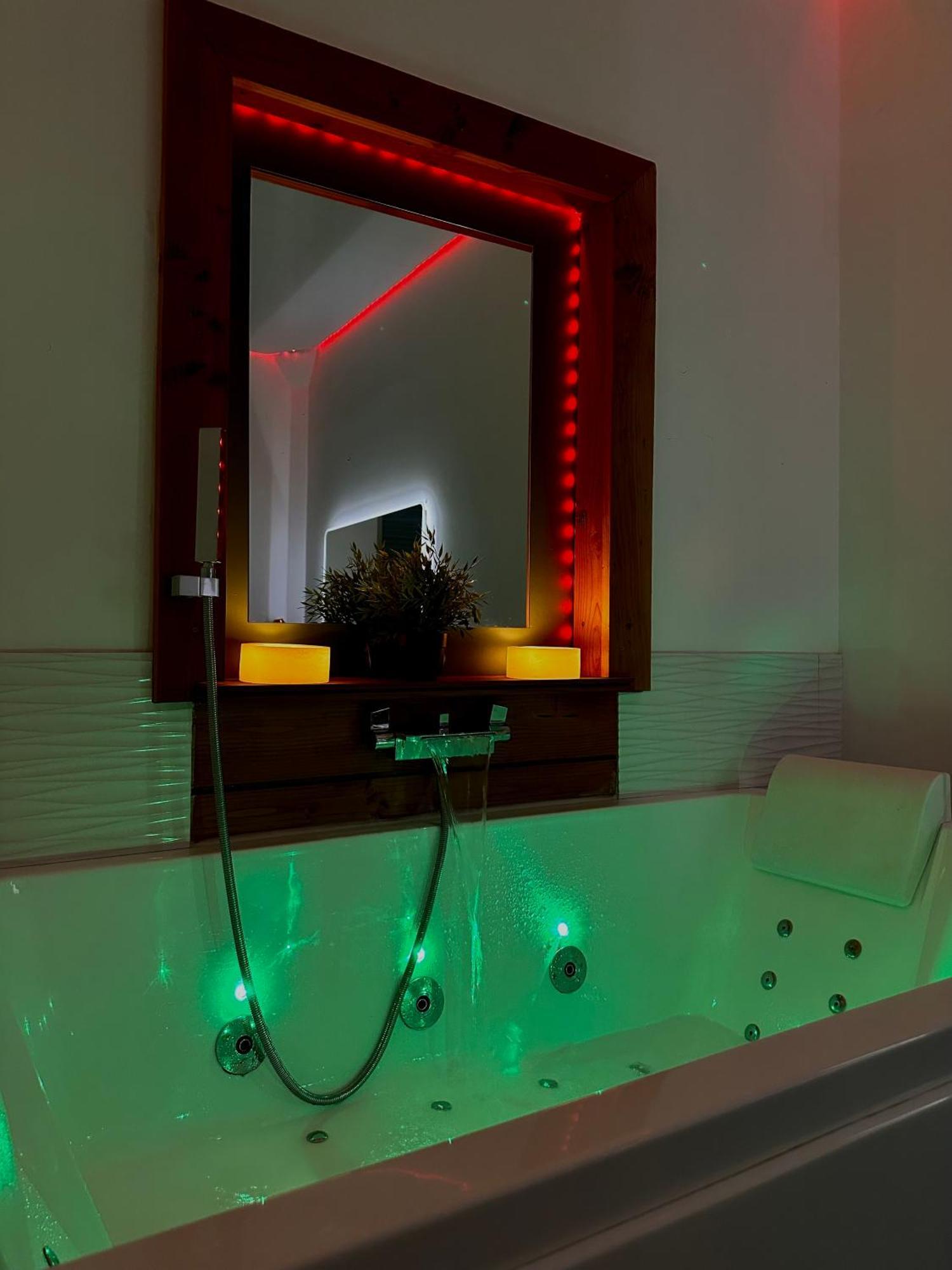 Loveroom En Bords De Meuse Floing エクステリア 写真